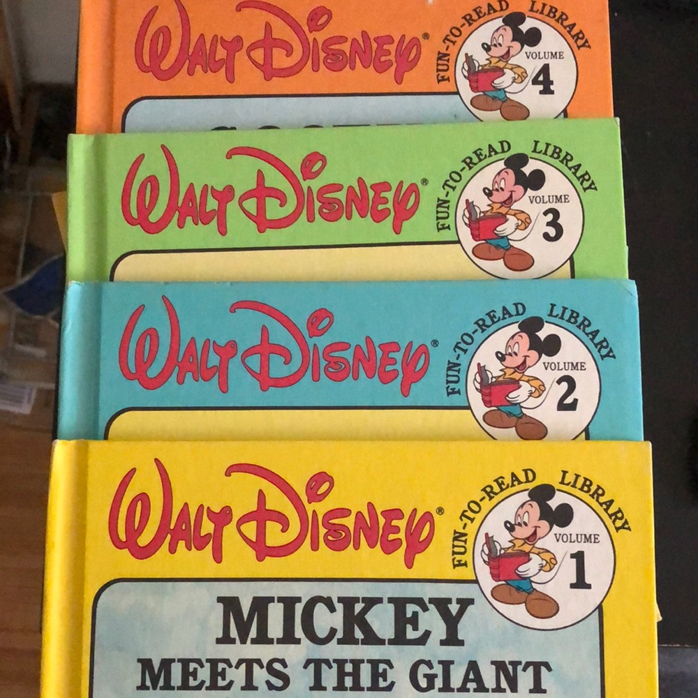 Walt Disney 1-4 Fun to Read Library Bantam Books Jan1986 Set of 4